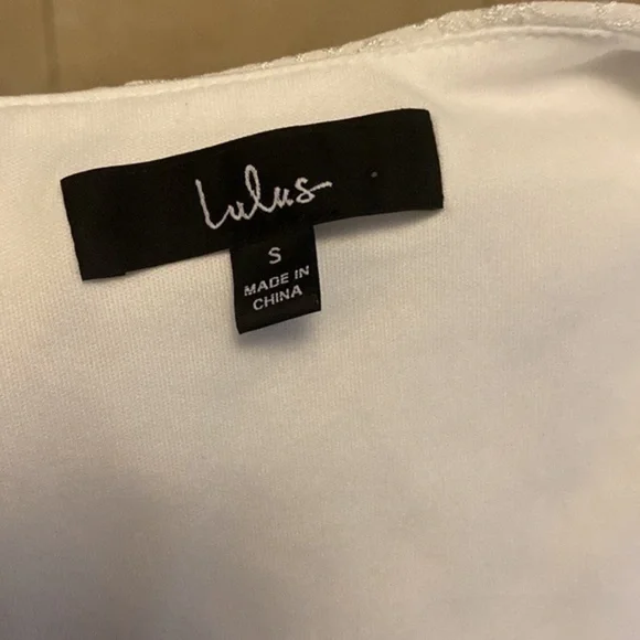 Lulu’s Still Dreaming White Jacquard Puff Sleeve Mini Wrap Dress OO16 - Picture 11 of 11